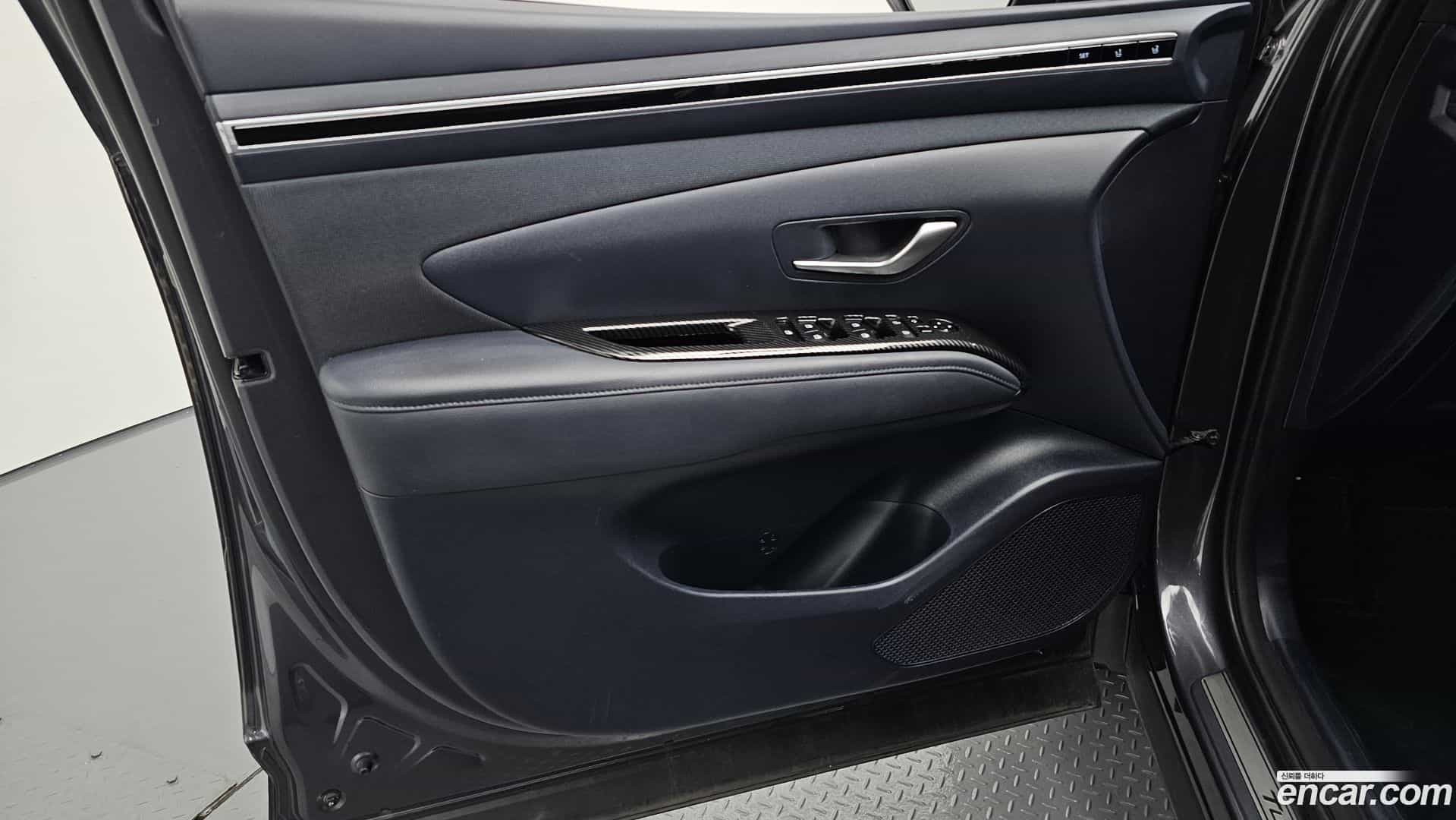 Tucson Hyundai 2021.1-INNER-034