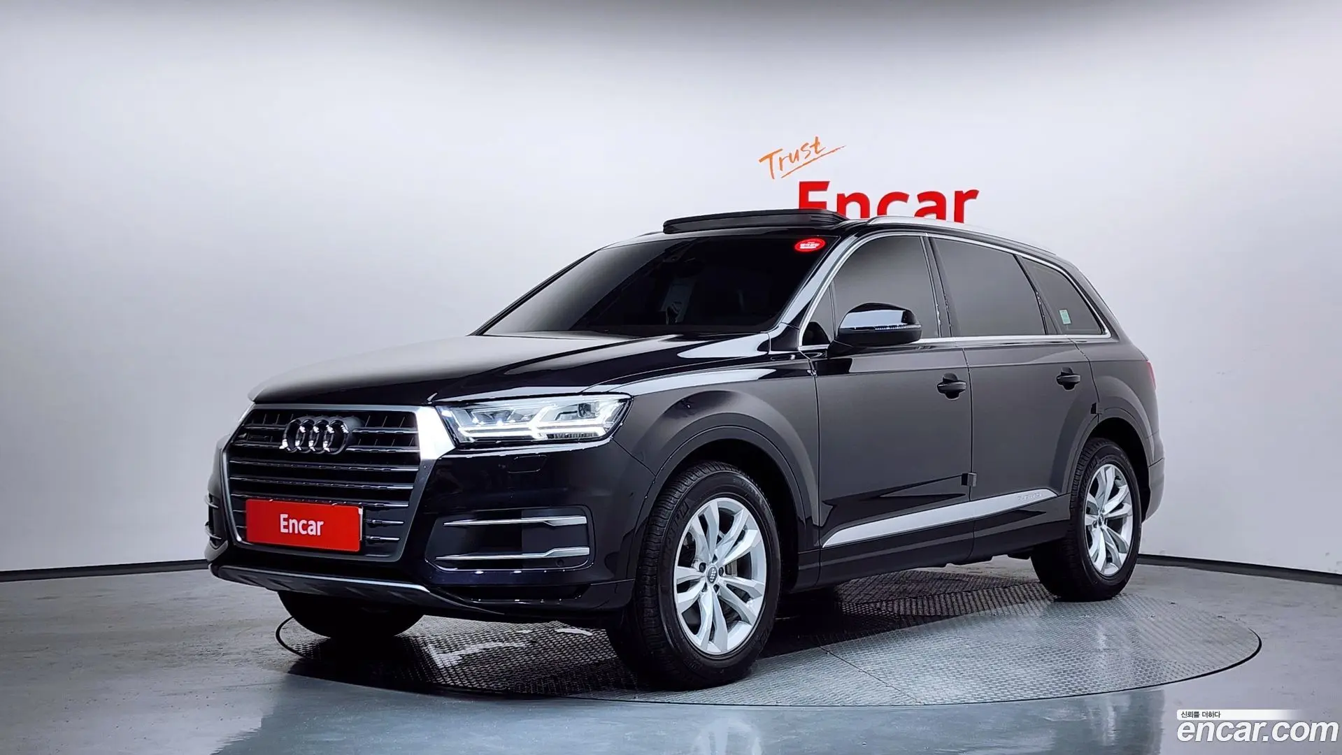Main__Slider__Photo:Q7 Audi 2019.8-0