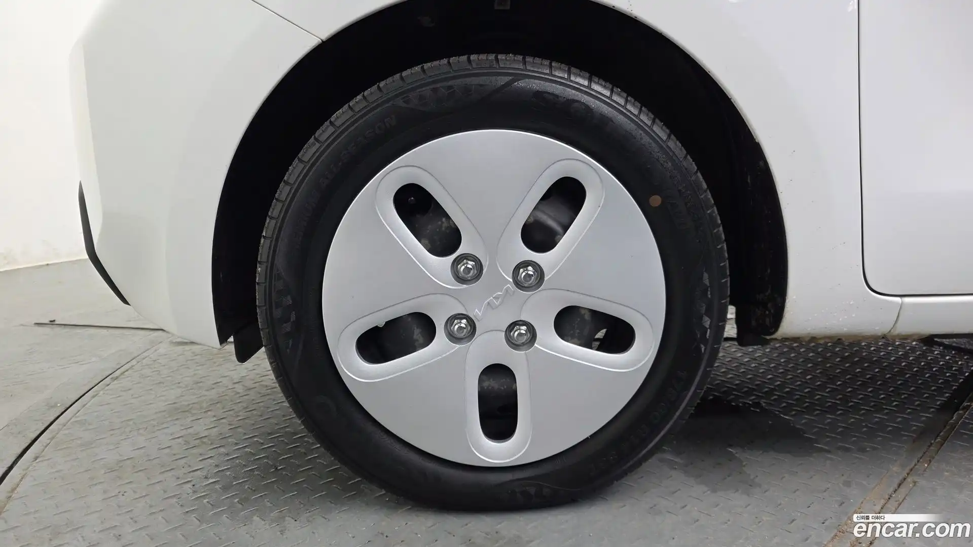 RAY Kia 2023.10-OUTER-005