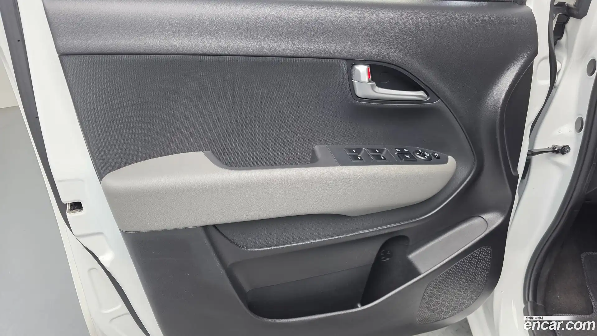 RAY Kia 2023.10-INNER-034
