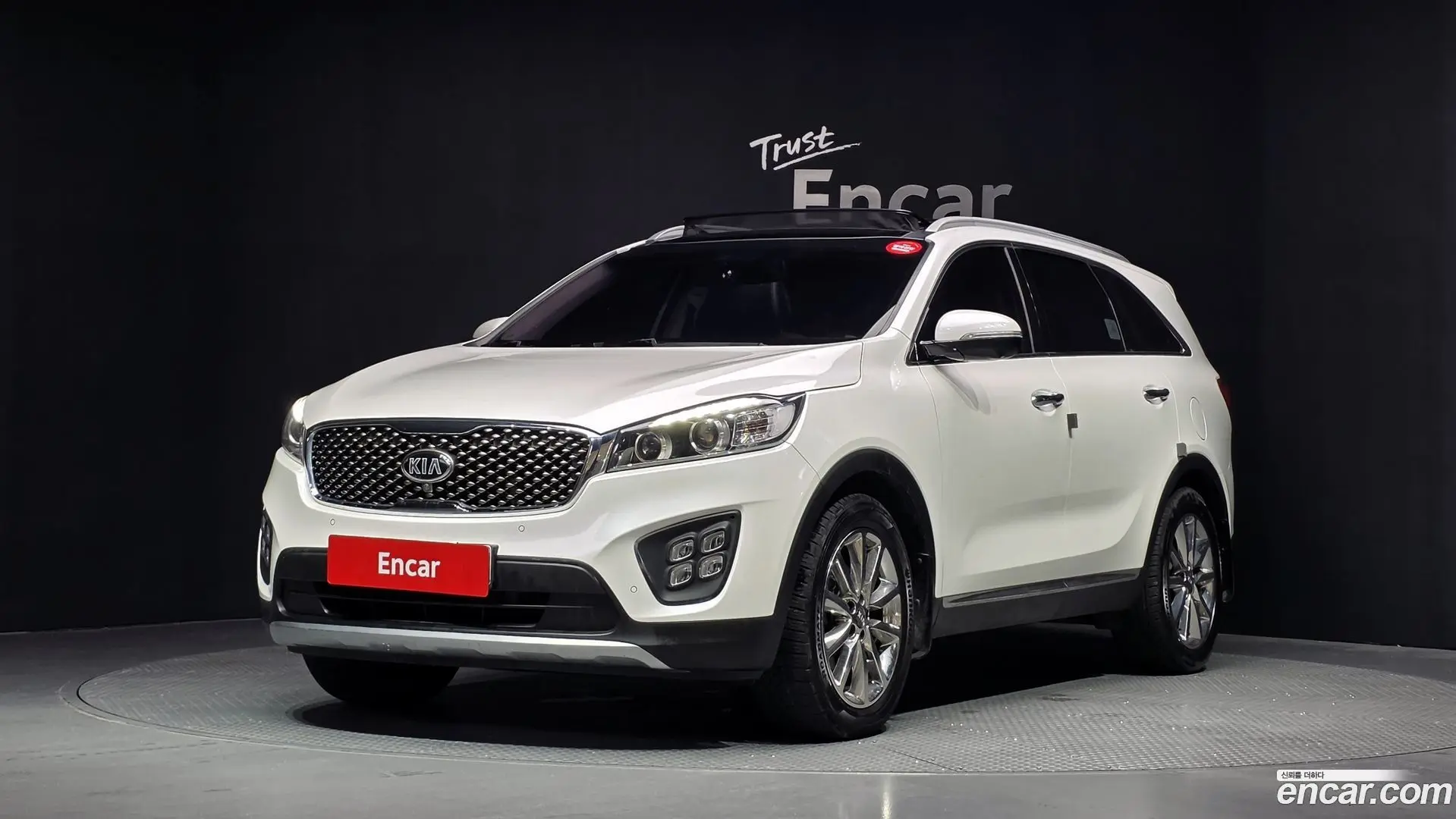 Main__Slider__Photo:Sorento Kia 2016.2-0
