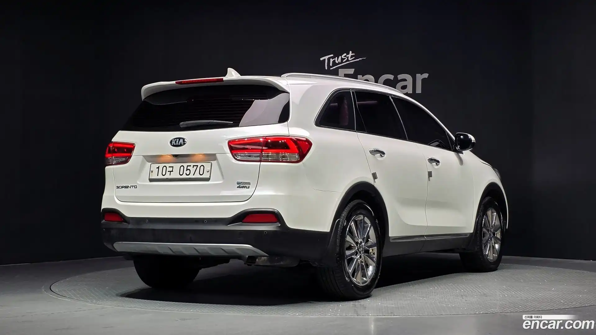 Sorento Kia 2016.2-OUTER-002