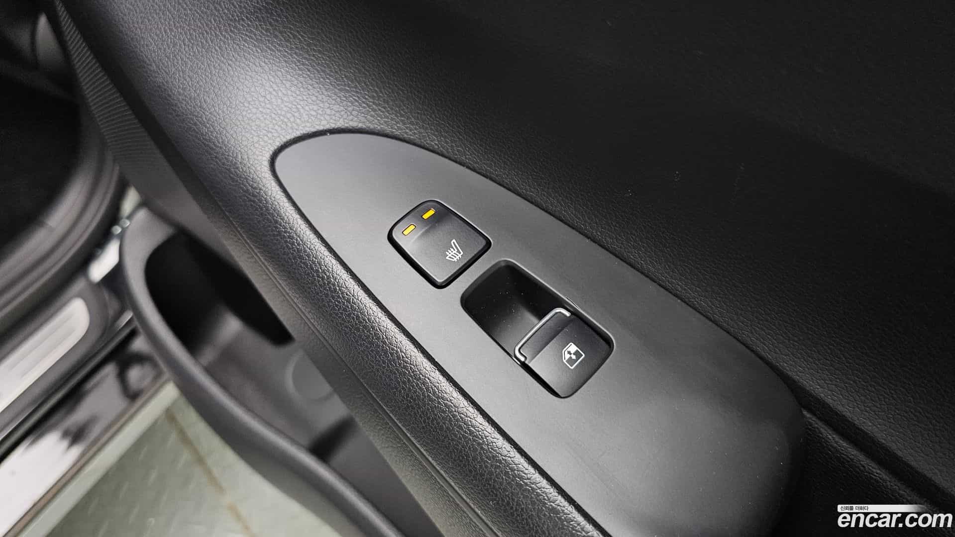Grandeur Hyundai 2022.3-OPTION-023