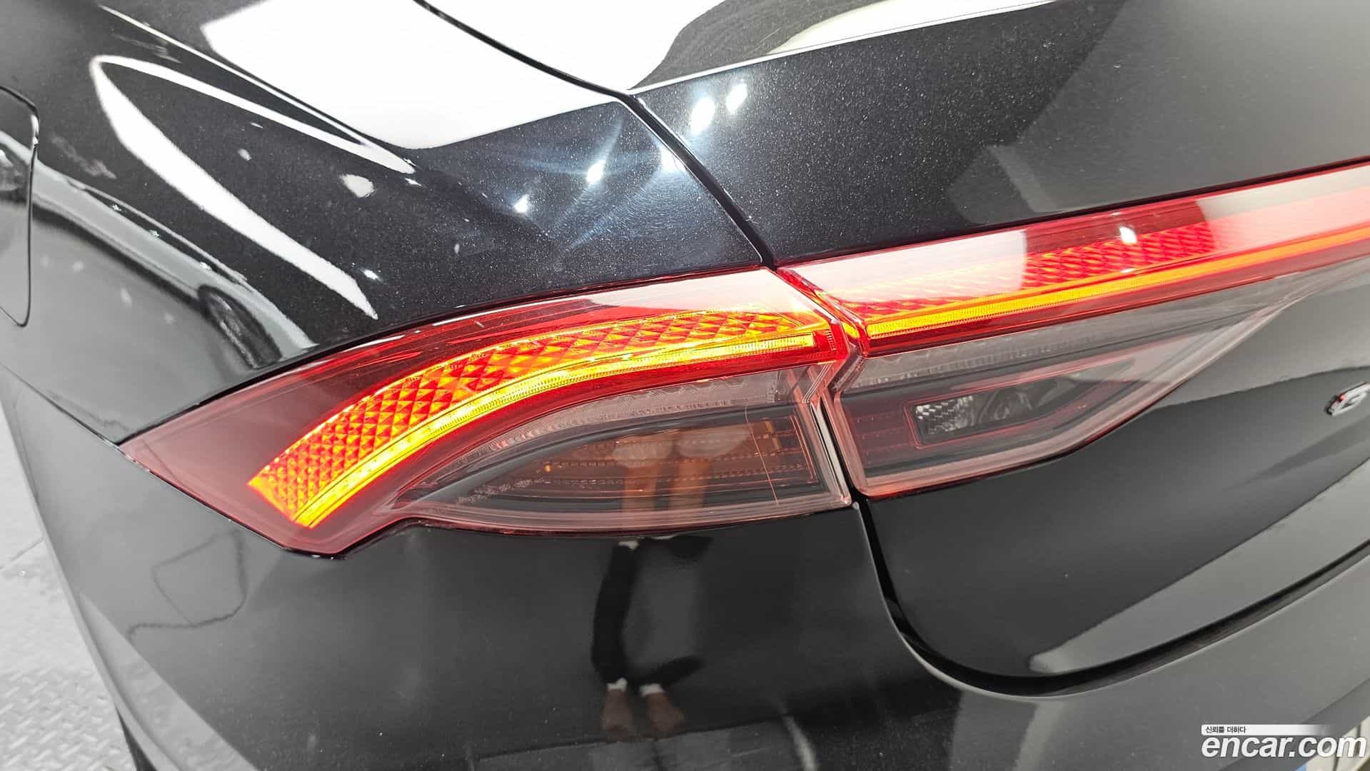 Grandeur Hyundai 2022.3-OUTER-033