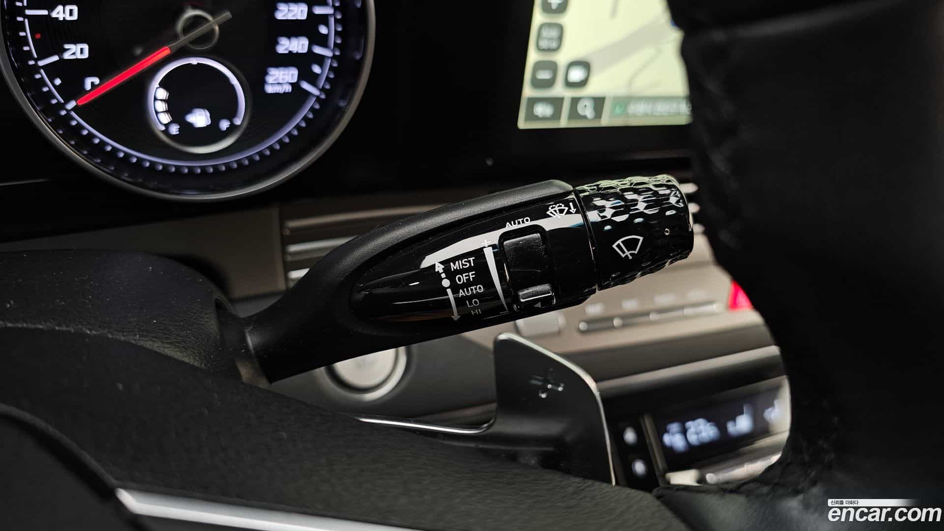 Grandeur Hyundai 2022.3-OPTION-041