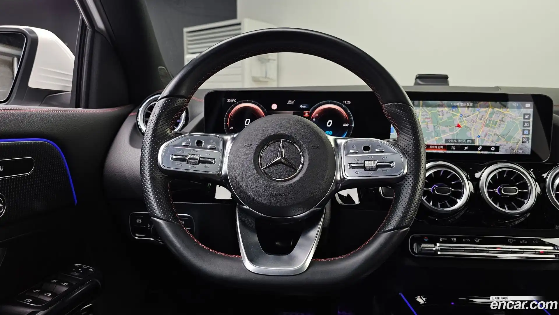 EQA Mercedes-Benz 2021.11-OPTION-017