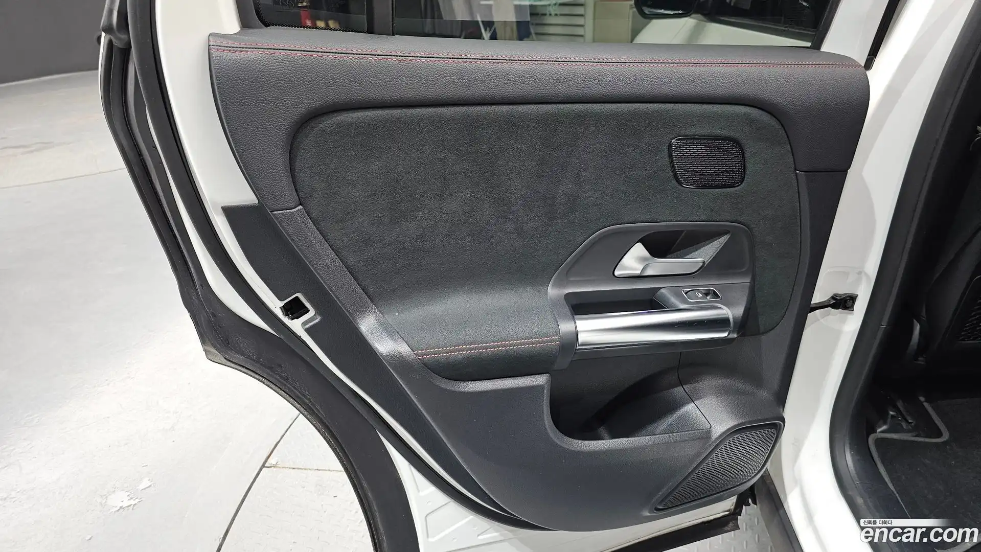 EQA Mercedes-Benz 2021.11-INNER-035