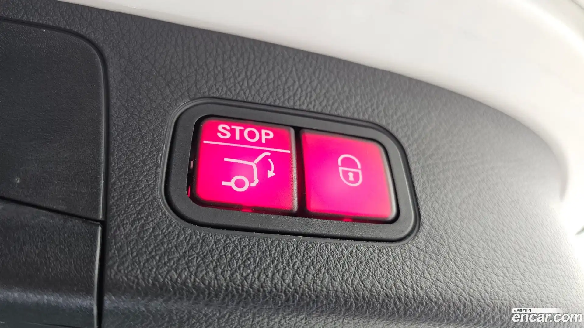 EQA Mercedes-Benz 2021.11-OPTION-040
