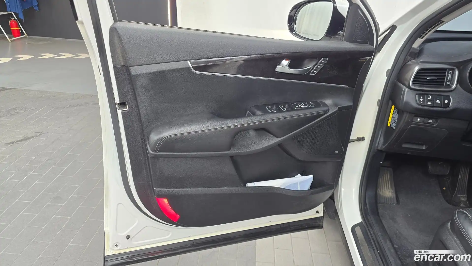 Sorento Kia 2016.3-INNER-034