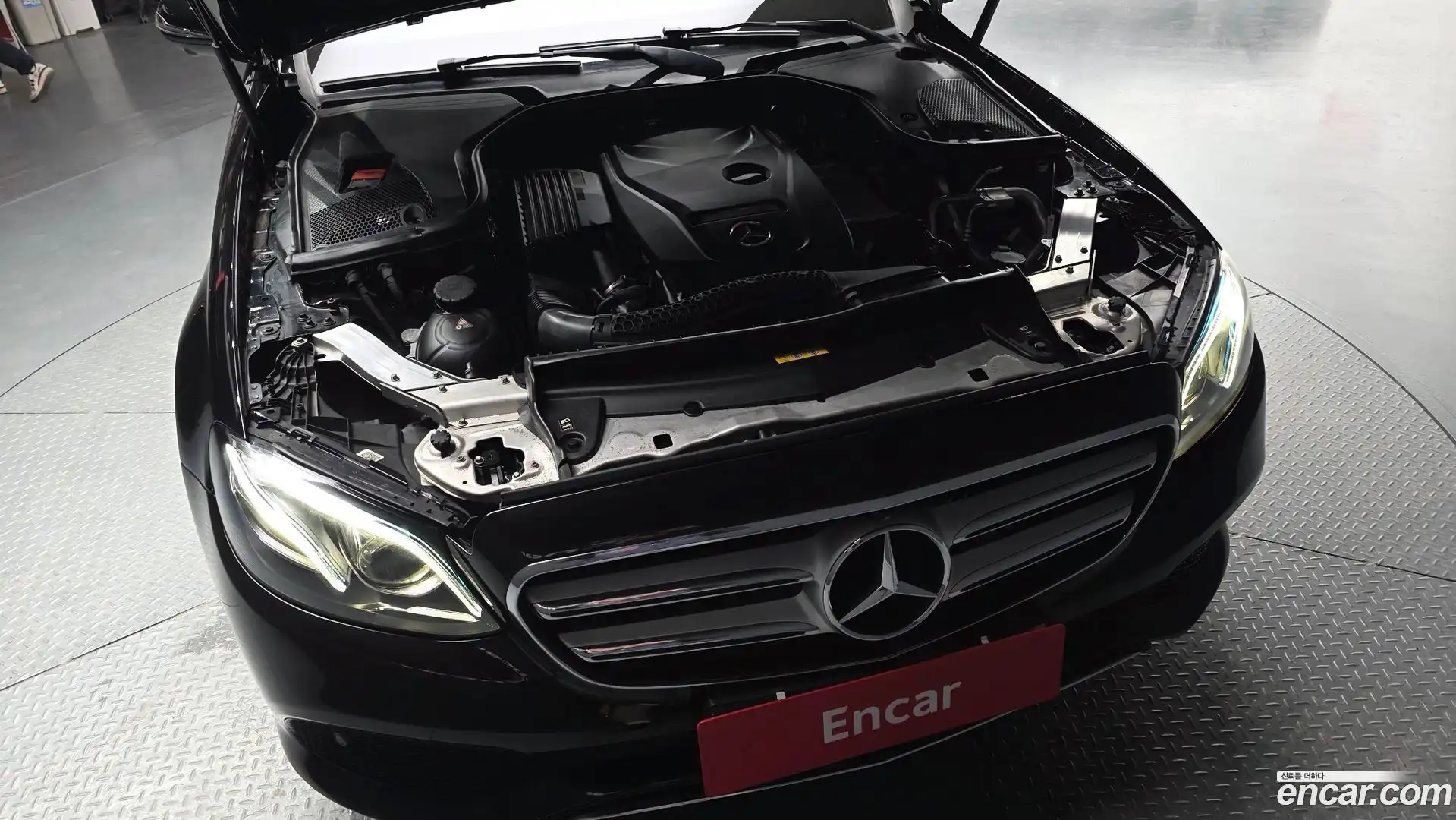 E-Class Mercedes-Benz 2016.9-OUTER-006