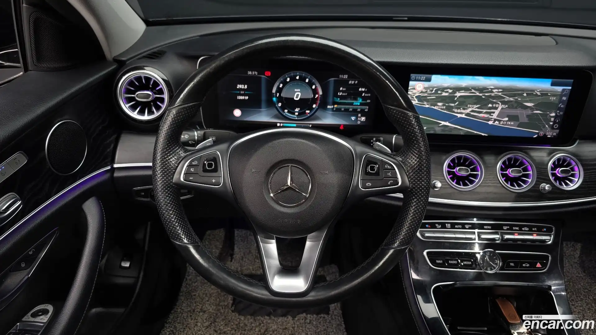 E-Class Mercedes-Benz 2016.9-OPTION-018