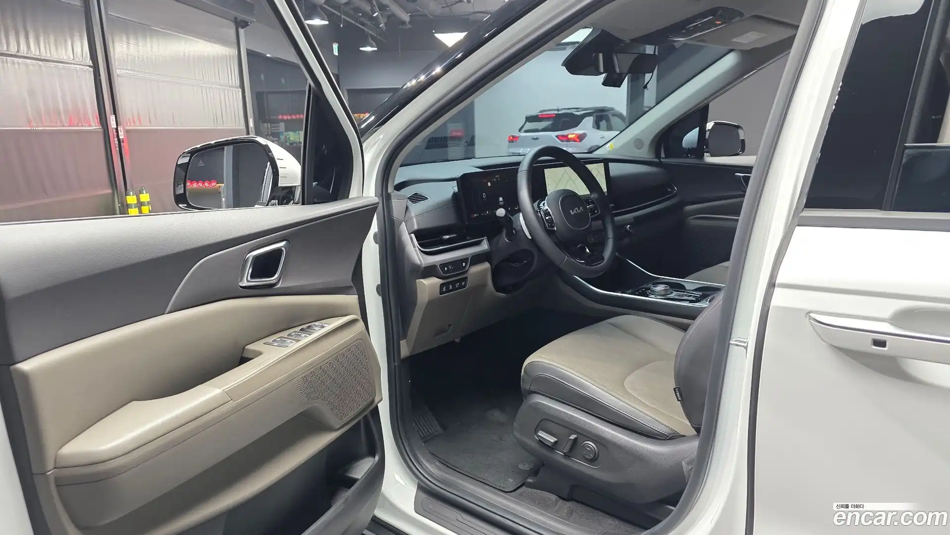 Canival Kia 2023.10-INNER-010