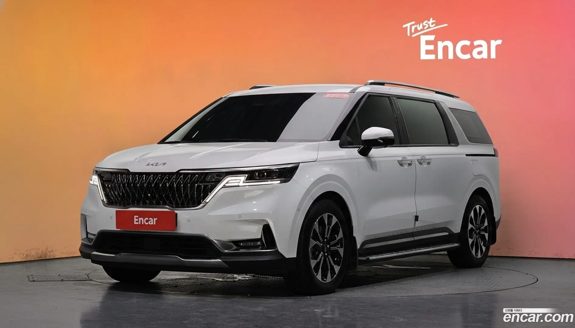 Main__Slider__Photo:Canival Kia 2022.0-0