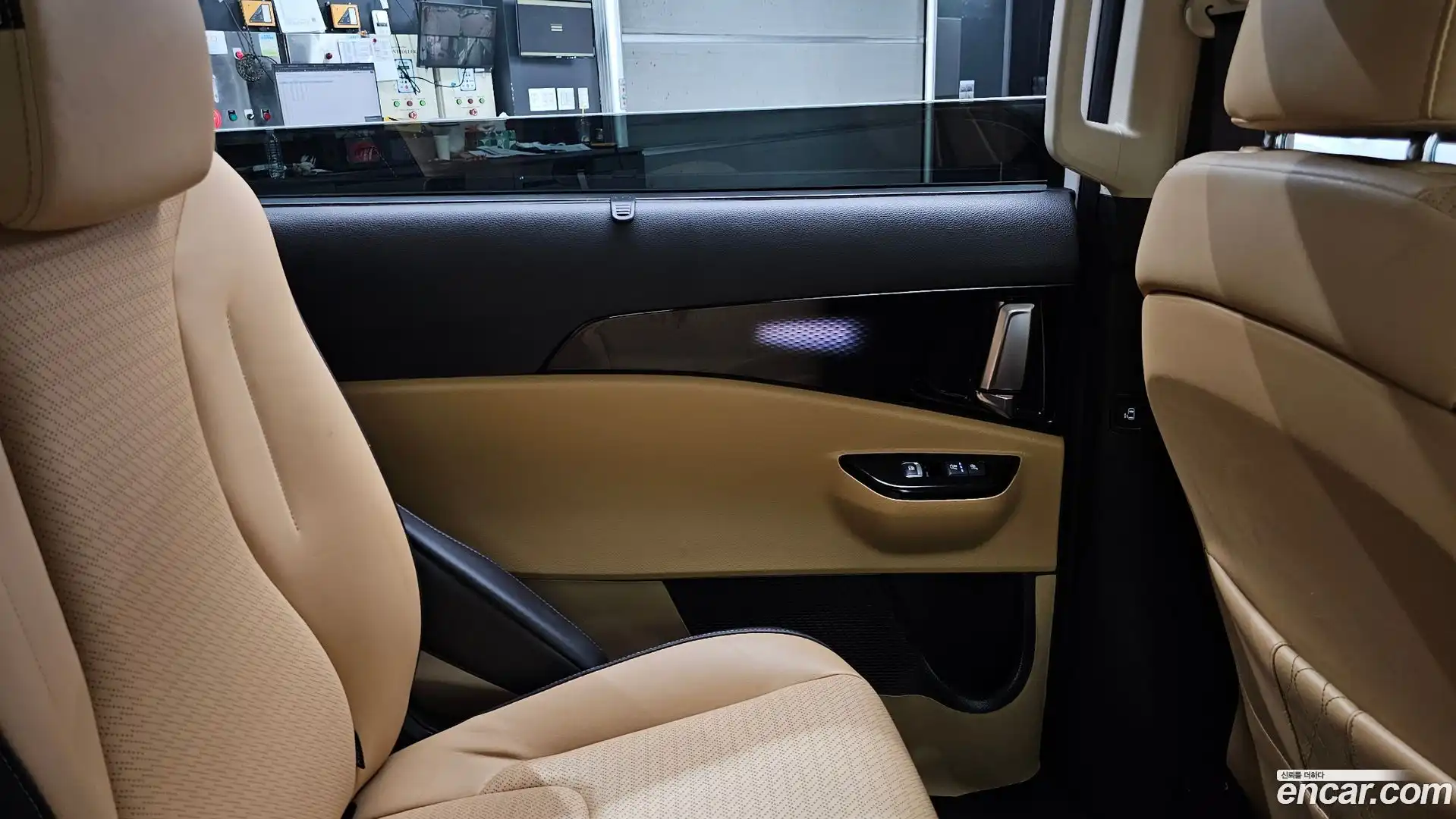 Canival Kia 2022.0-INNER-035