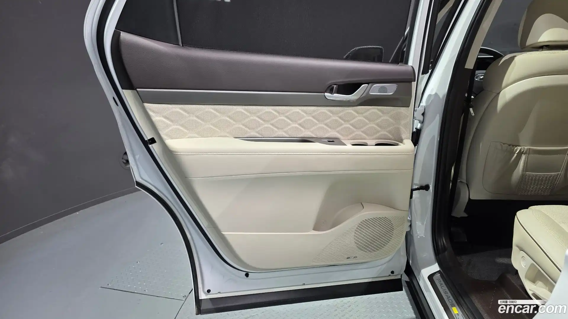 Palisade Hyundai 2022.4-INNER-035