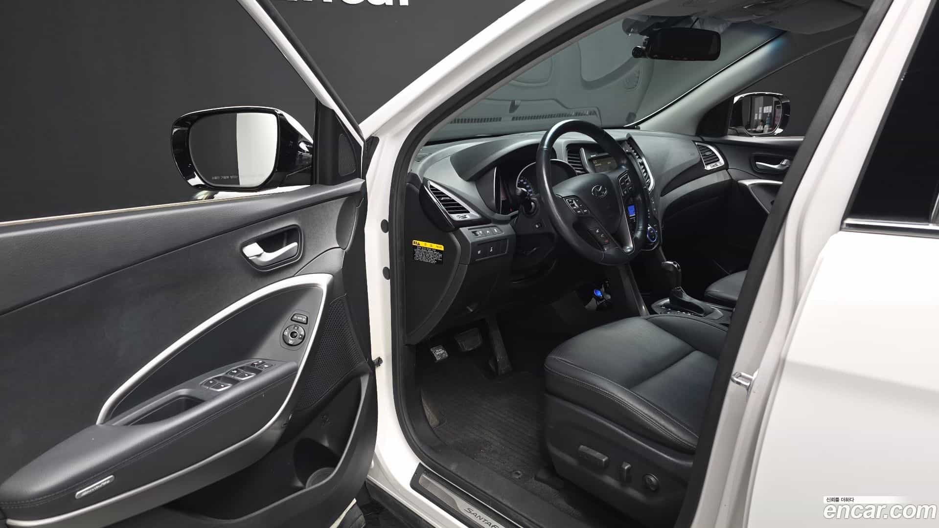 Santafe Hyundai 2014.0-INNER-010