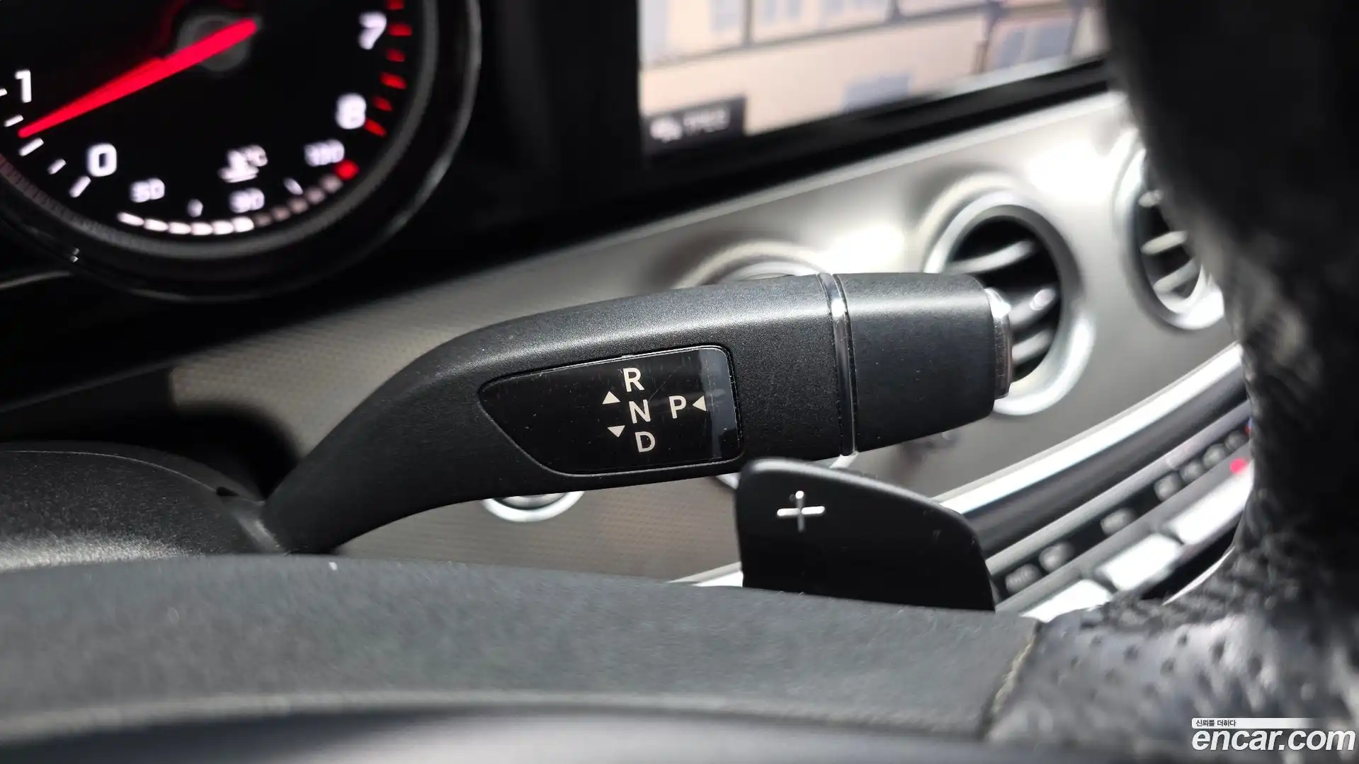 E-Class Mercedes-Benz 2017.0-INNER-009