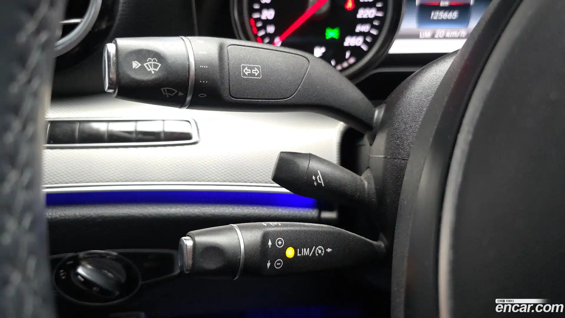 E-Class Mercedes-Benz 2017.0-OPTION-022