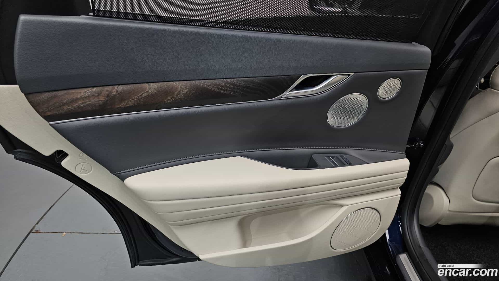 G80 Genesis 2023.4-INNER-035