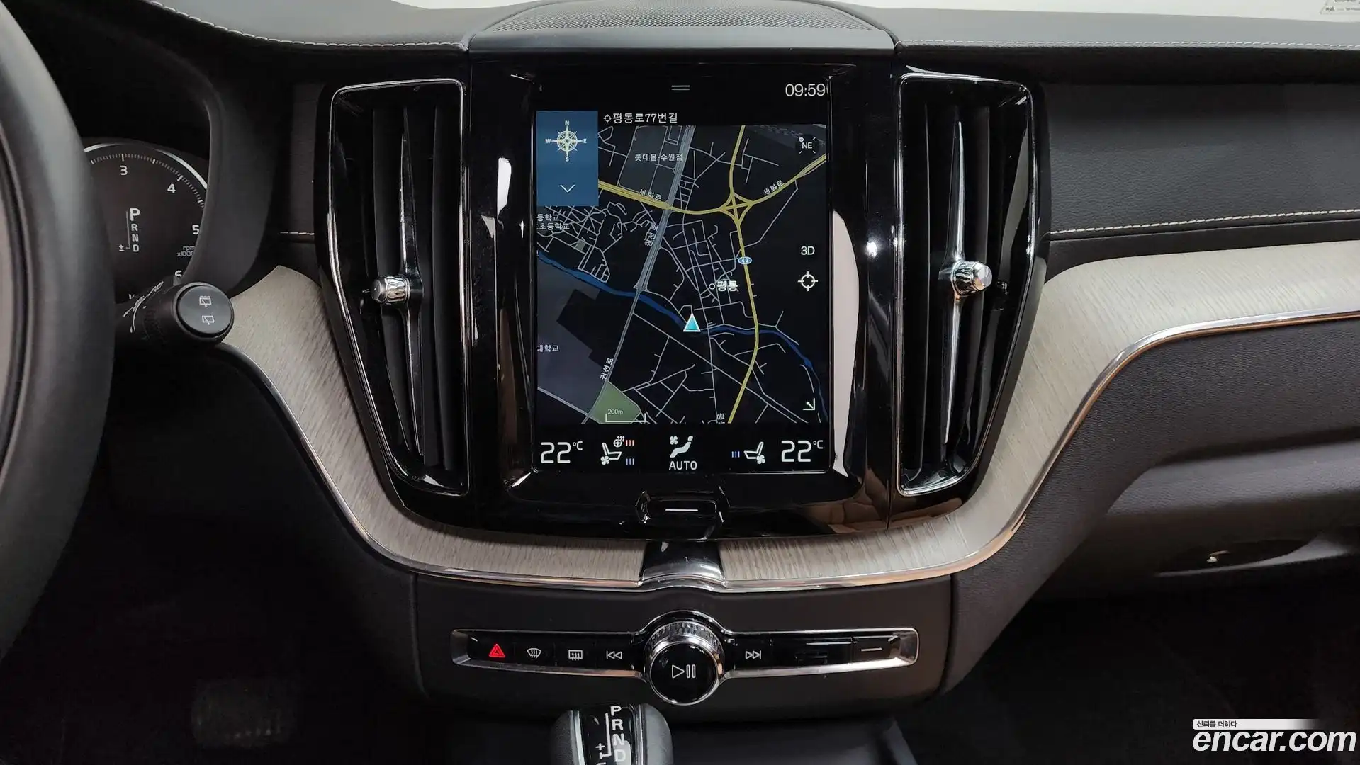 XC60 Volvo 2018.0-OPTION-017