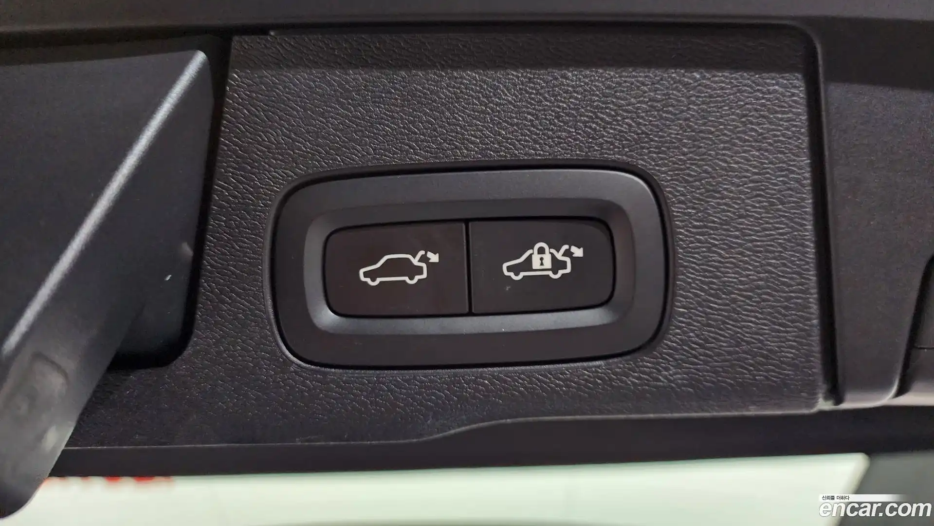 XC60 Volvo 2018.0-OPTION-045