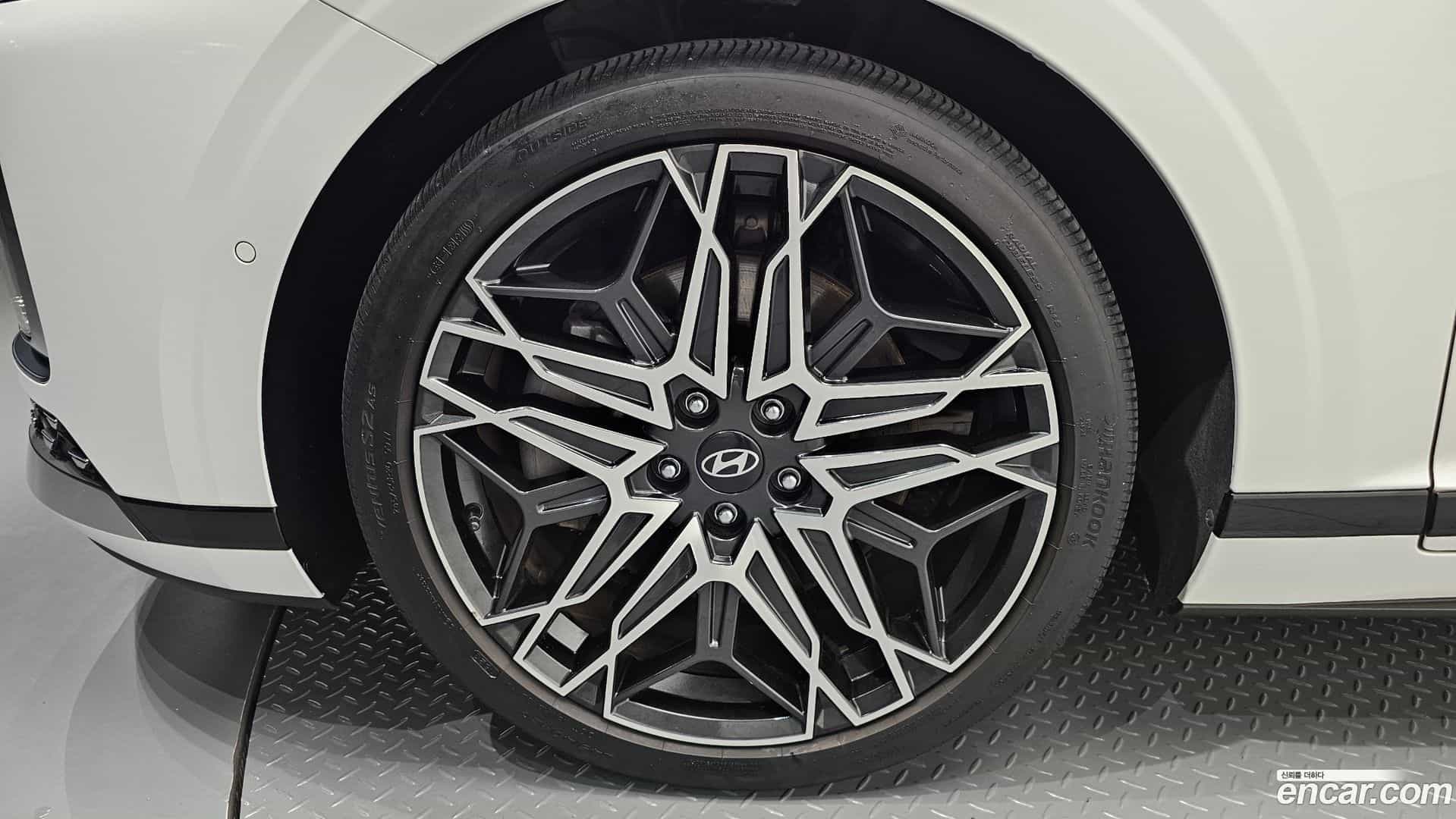 Grandeur Hyundai 2023.6-OUTER-005