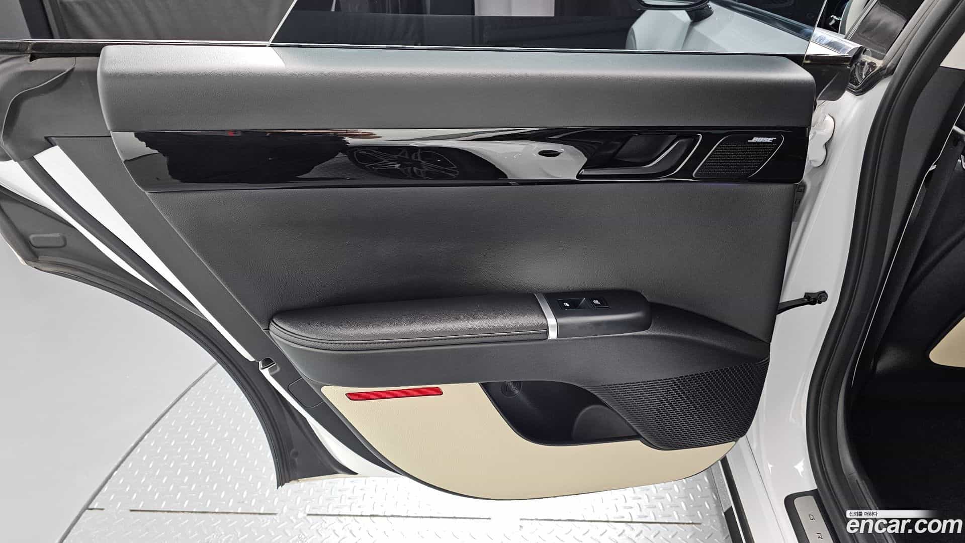 Grandeur Hyundai 2023.6-INNER-035