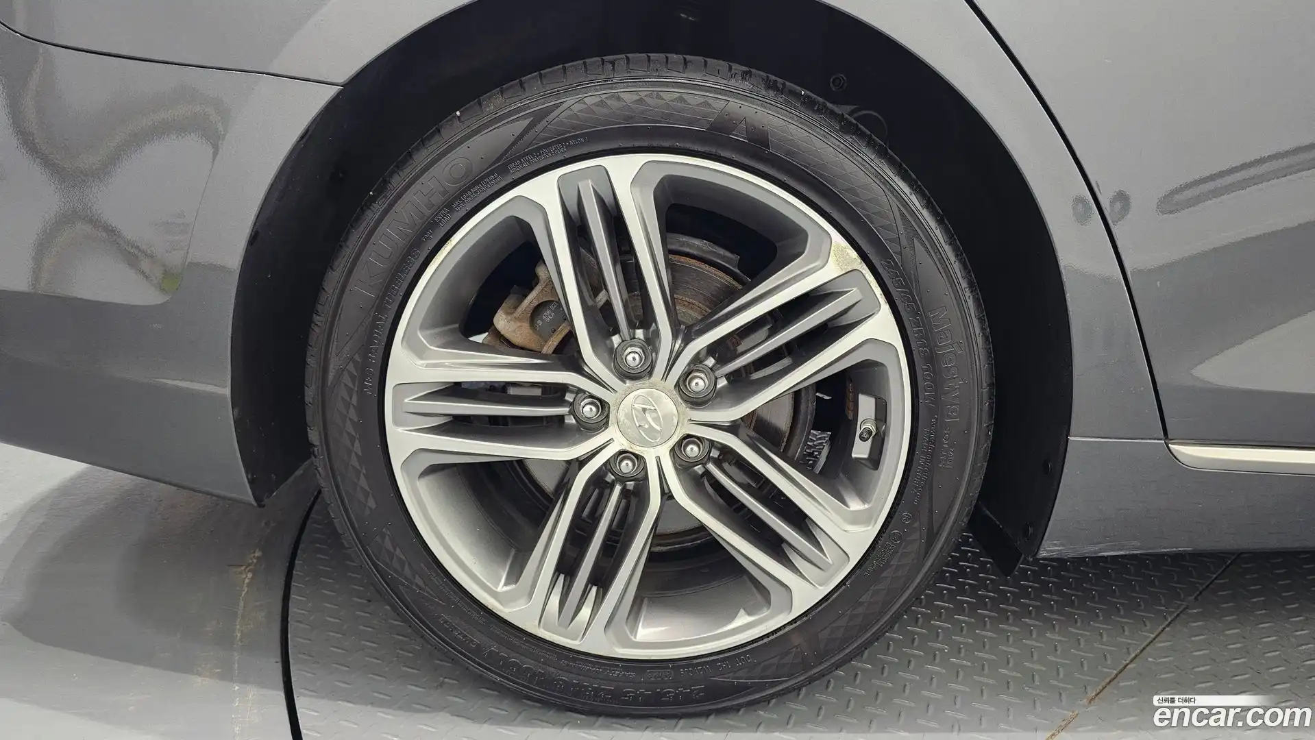 Grandeur Hyundai 2019.4-OUTER-005