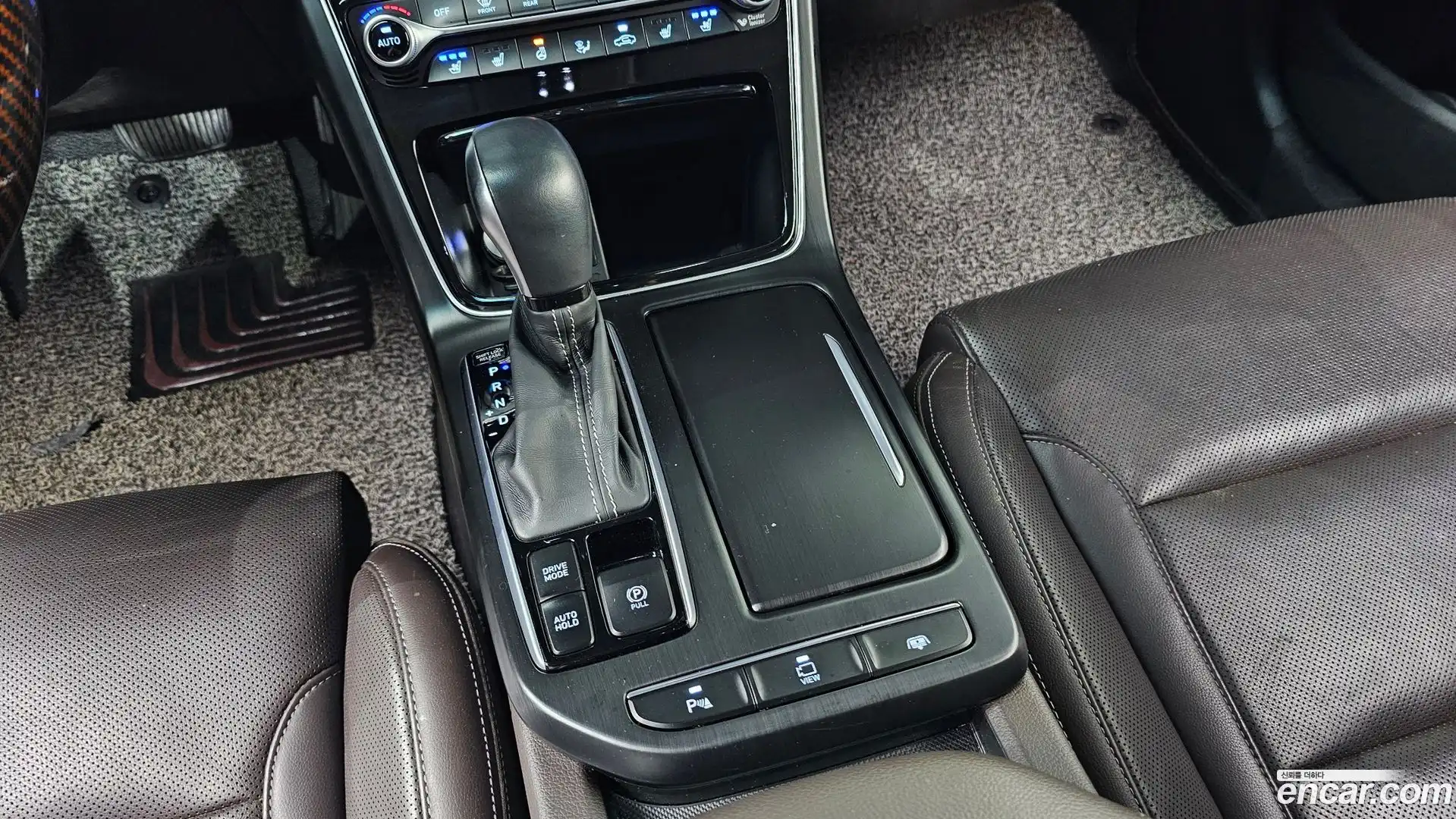 Grandeur Hyundai 2019.4-INNER-009