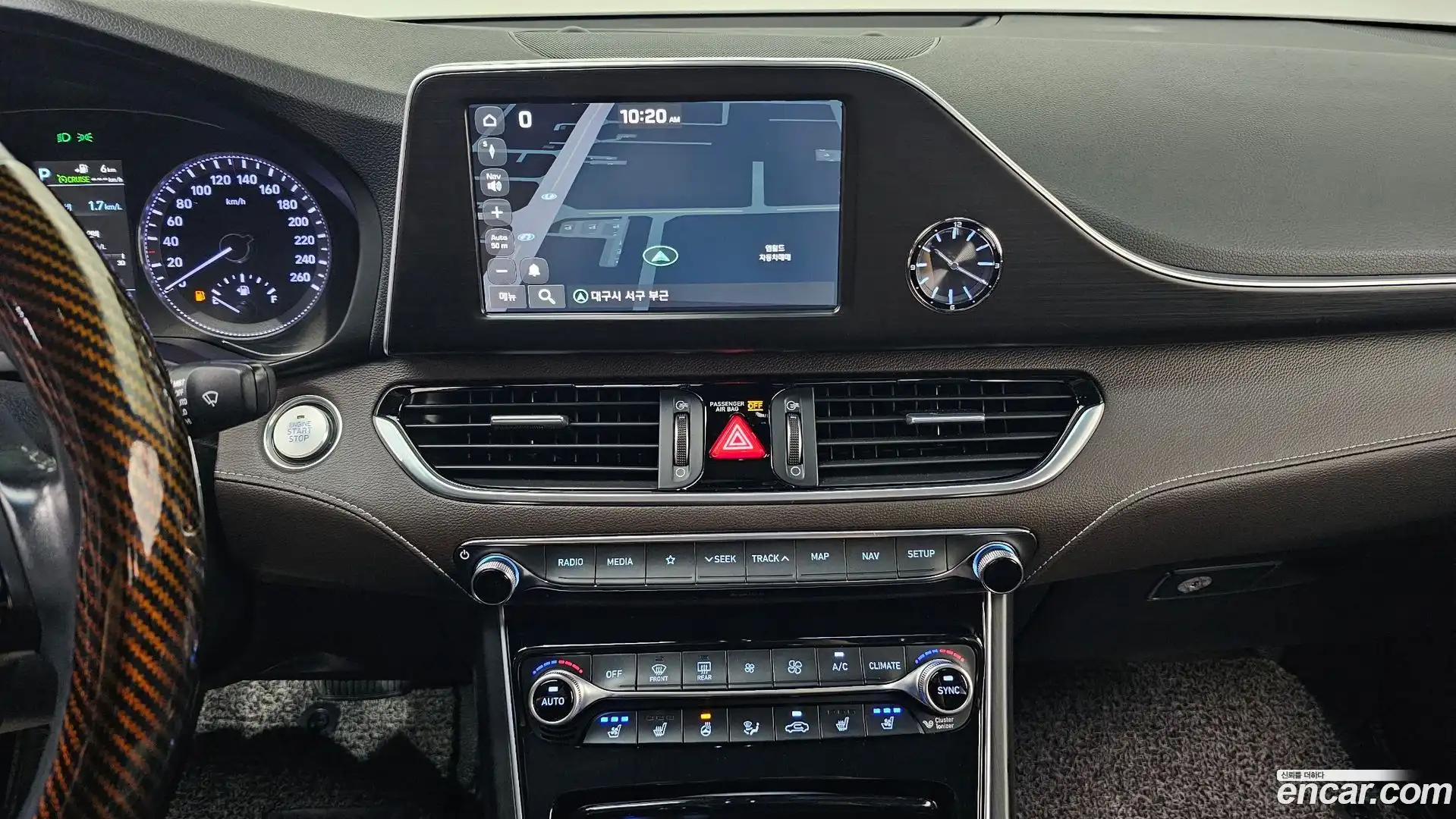 Grandeur Hyundai 2019.4-OPTION-016