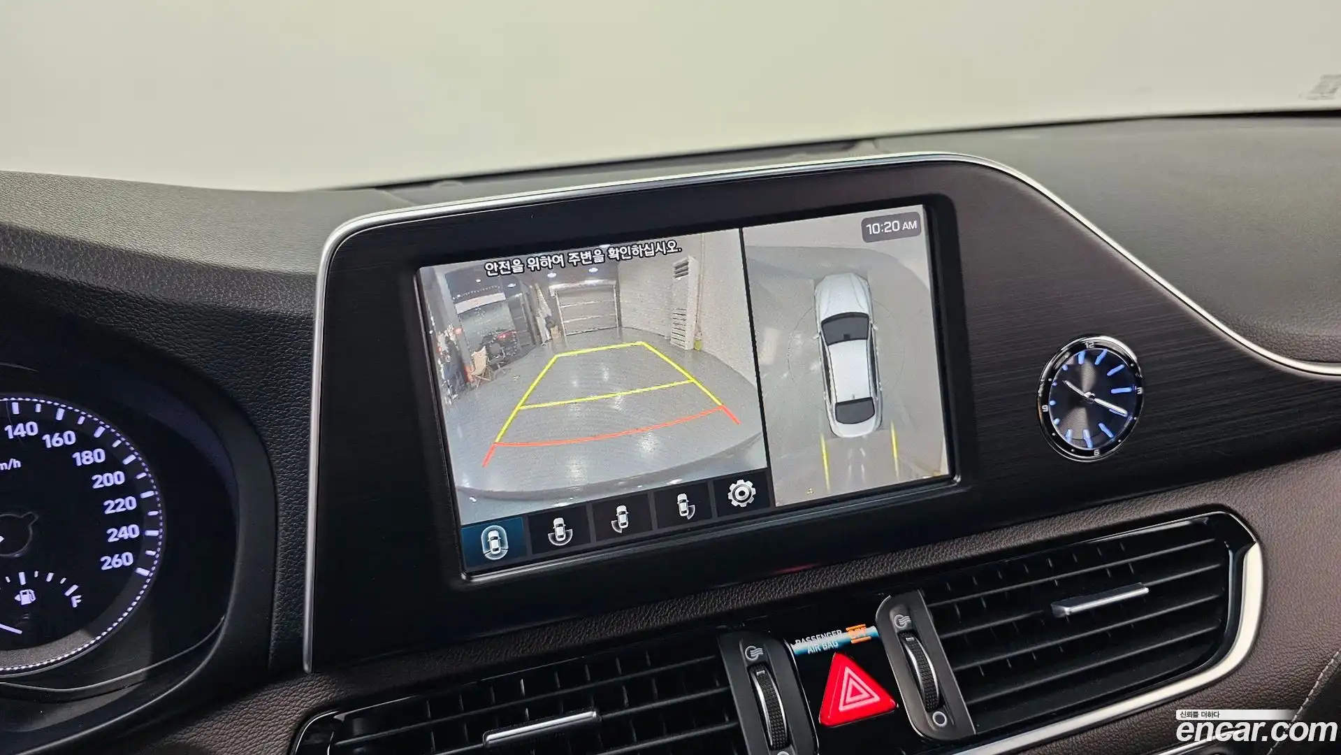 Grandeur Hyundai 2019.4-OPTION-018