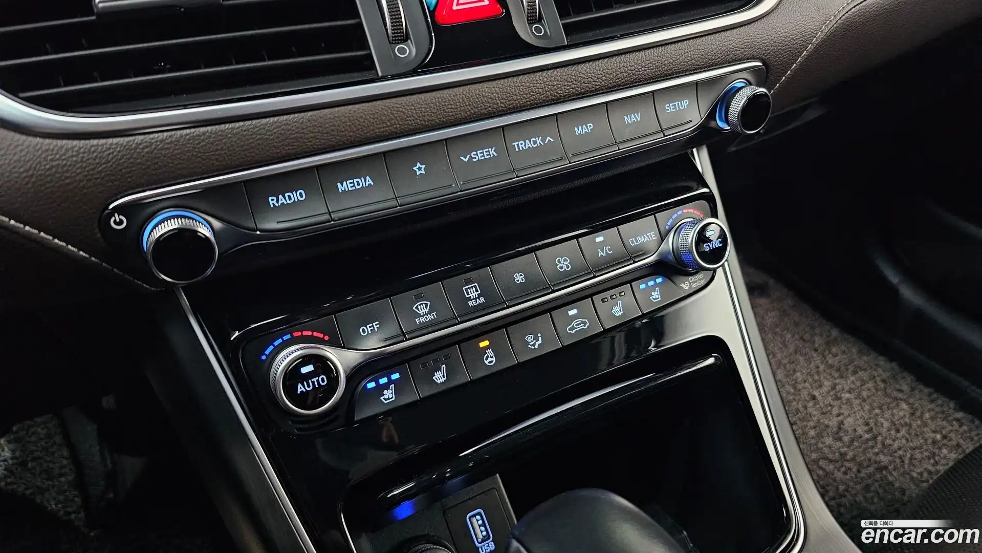 Grandeur Hyundai 2019.4-OPTION-044