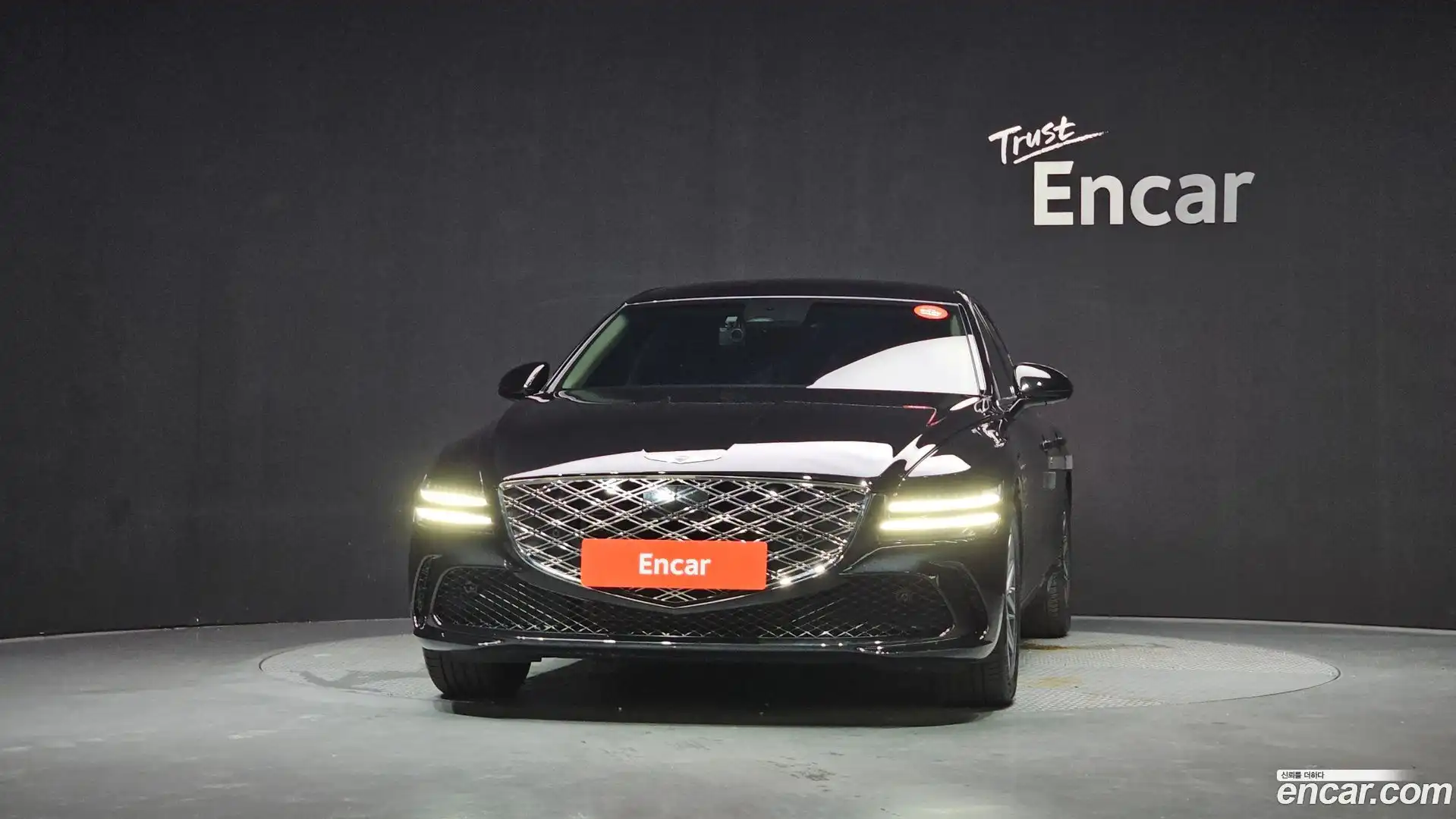 G80 Genesis 2025.8-OUTER-003