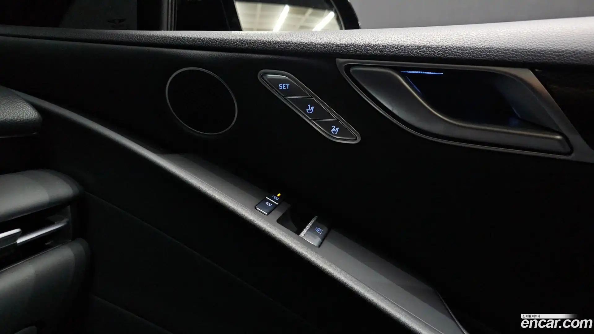 G80 Genesis 2025.8-INNER-036