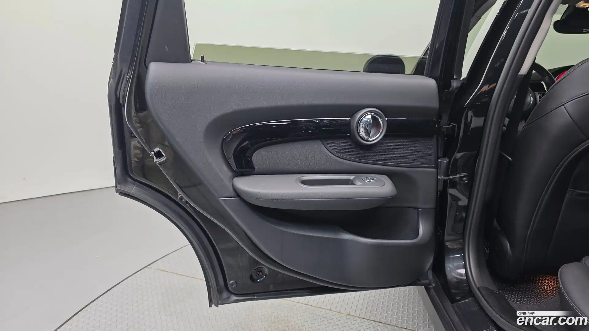 Clubman Mini 2023.6-INNER-035