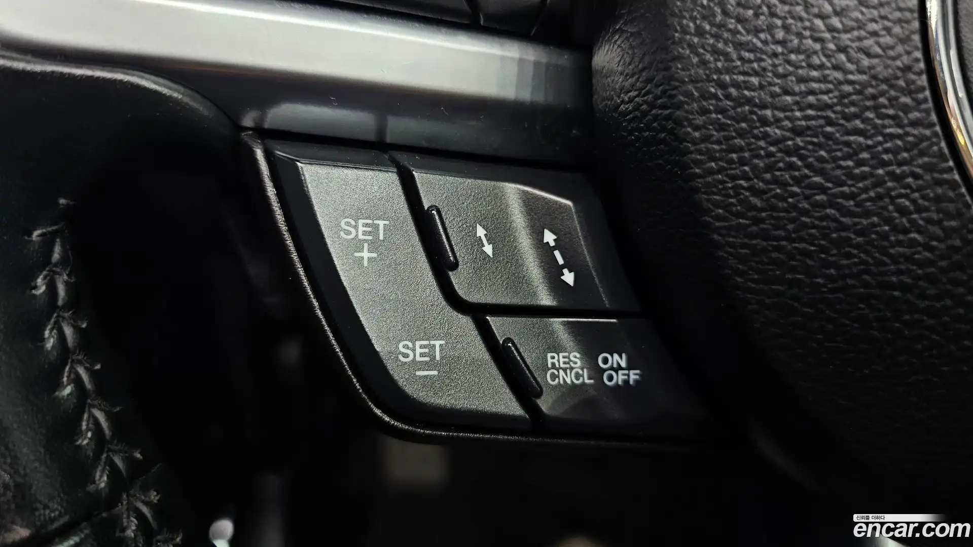 Mustang Ford 2021.11-OPTION-020