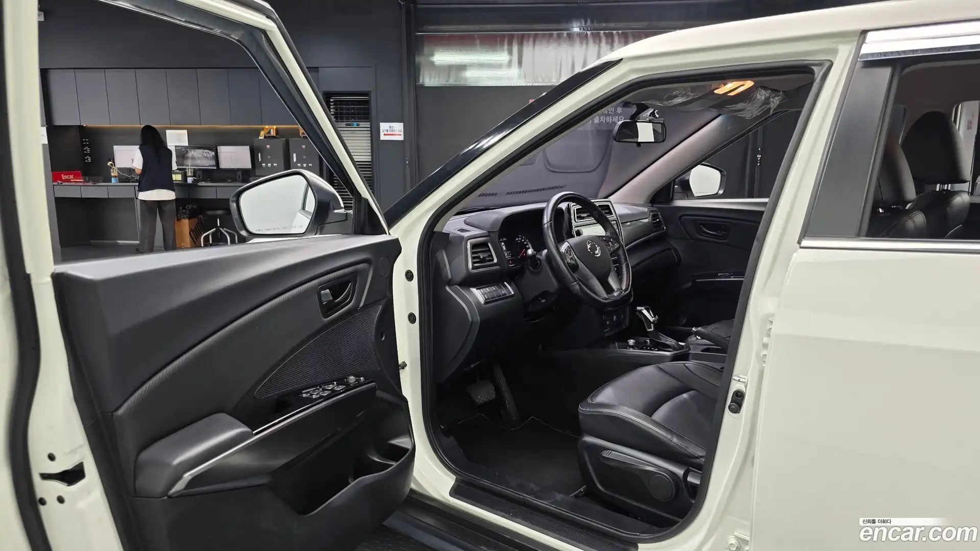 TIBOLI KG Mobility 2020.0-INNER-010