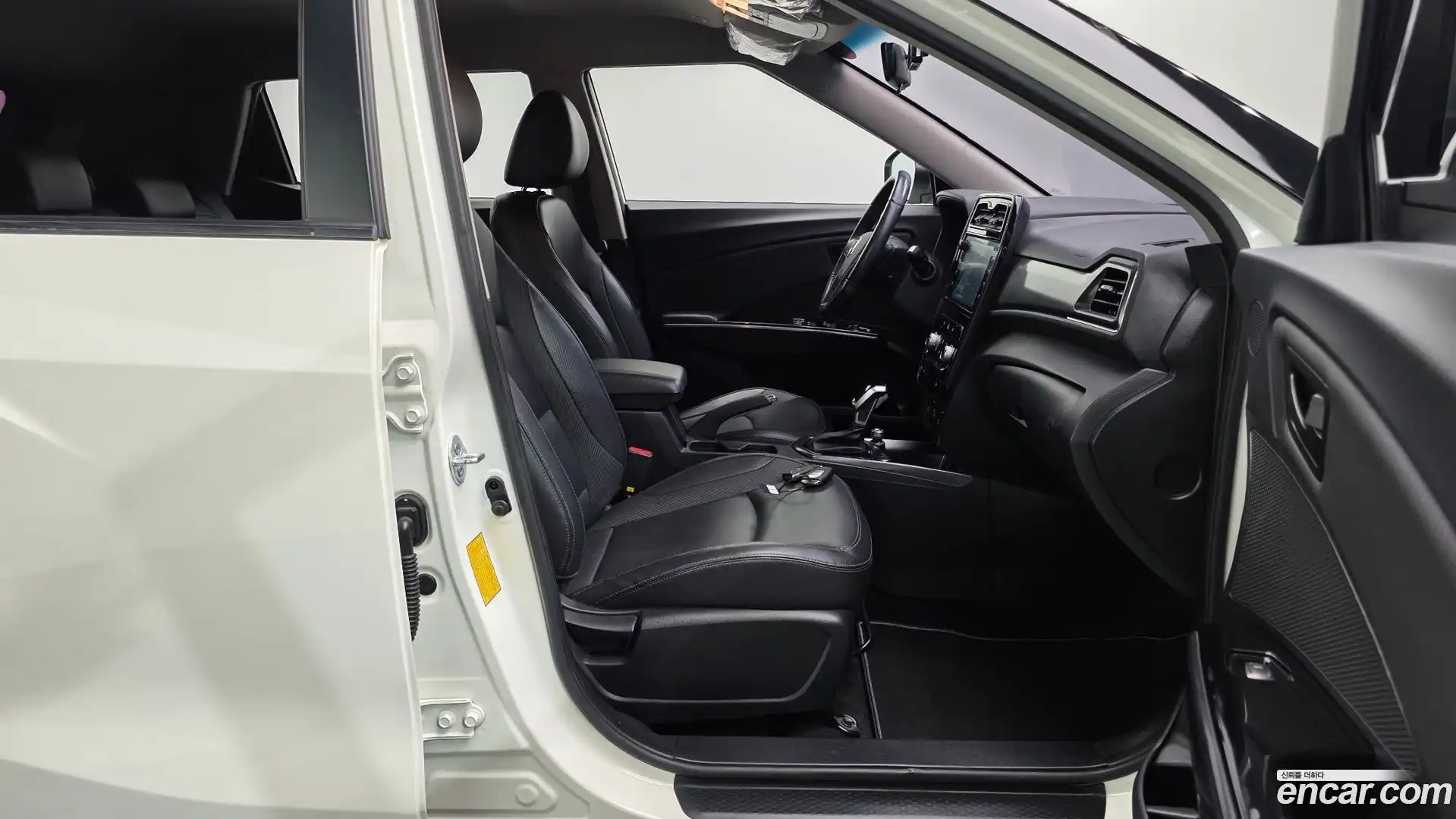 TIBOLI KG Mobility 2020.0-OPTION-015