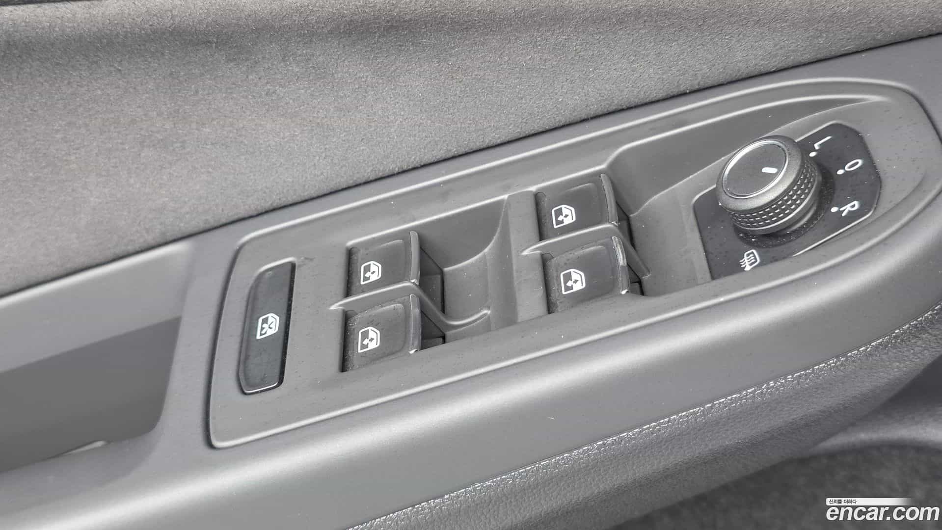 Golf Volkswagen 2023.4-OPTION-017