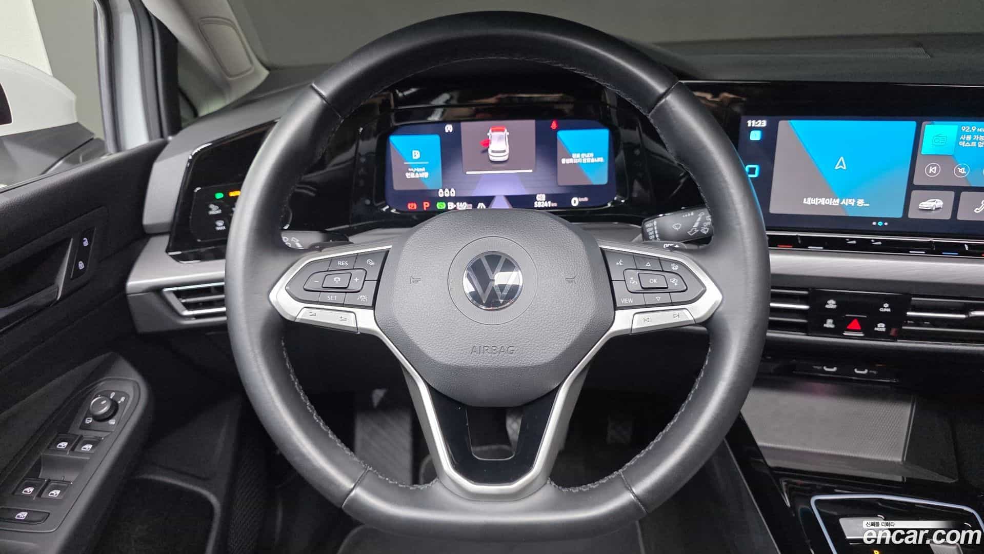 Golf Volkswagen 2023.4-OPTION-020