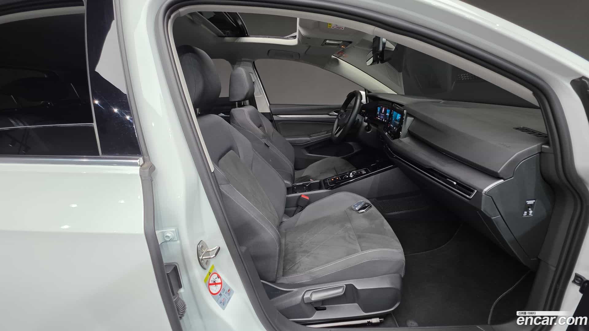 Golf Volkswagen 2023.4-INNER-036