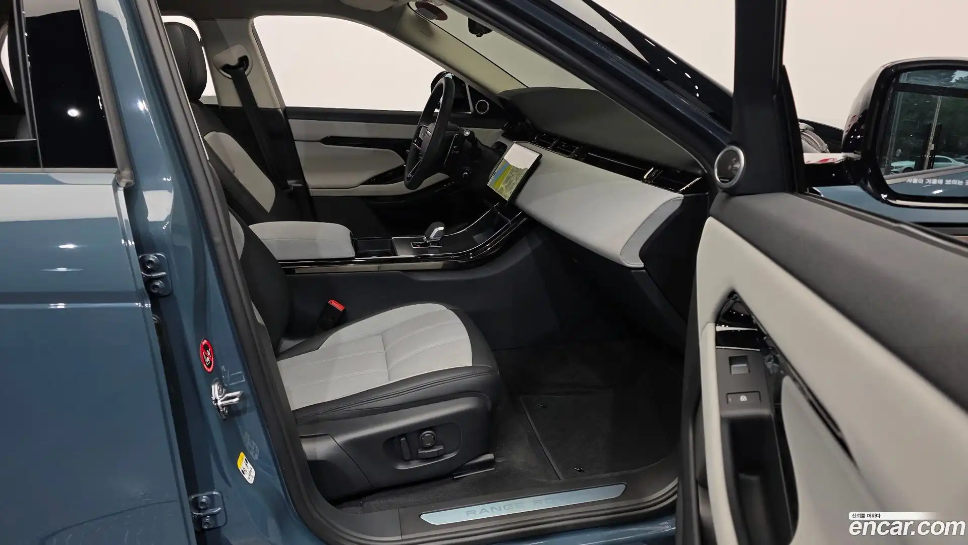 Range Rover Evoque Land Rover 2024.7-OPTION-015