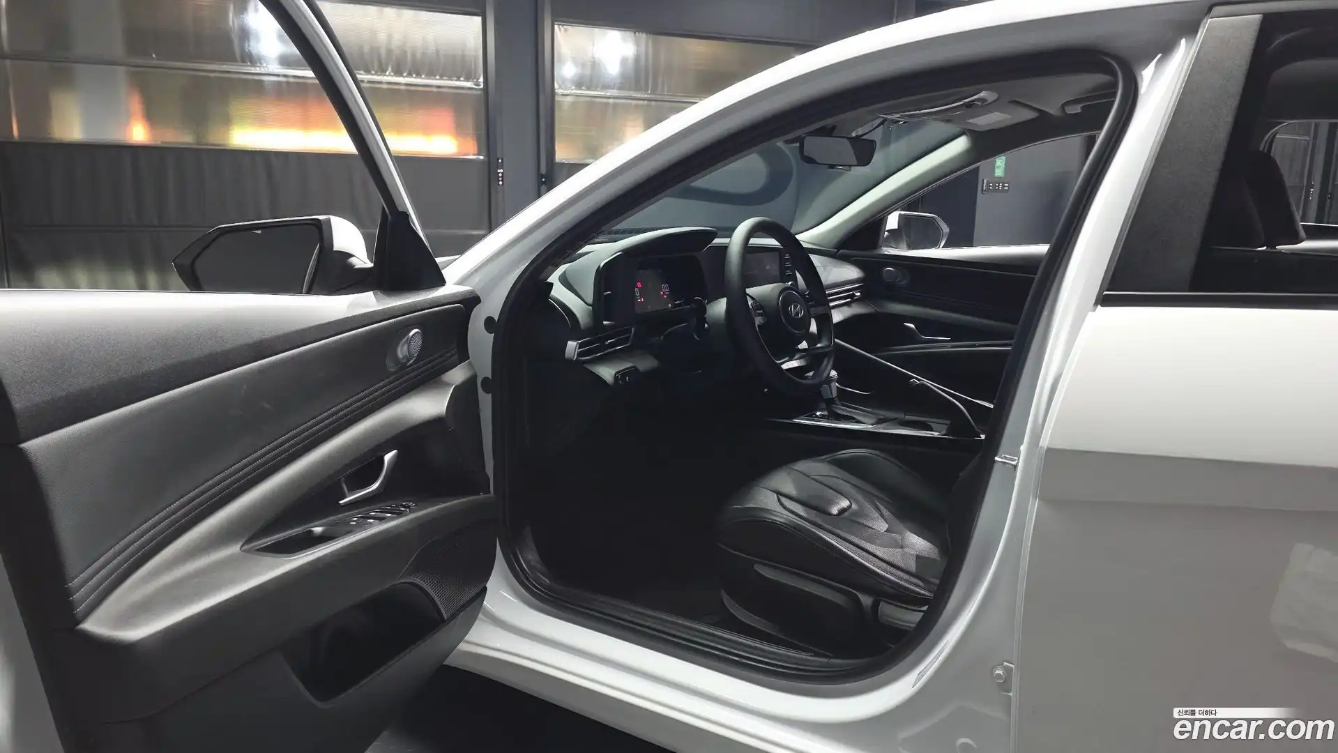 AVANTE Hyundai 2023.5-INNER-010