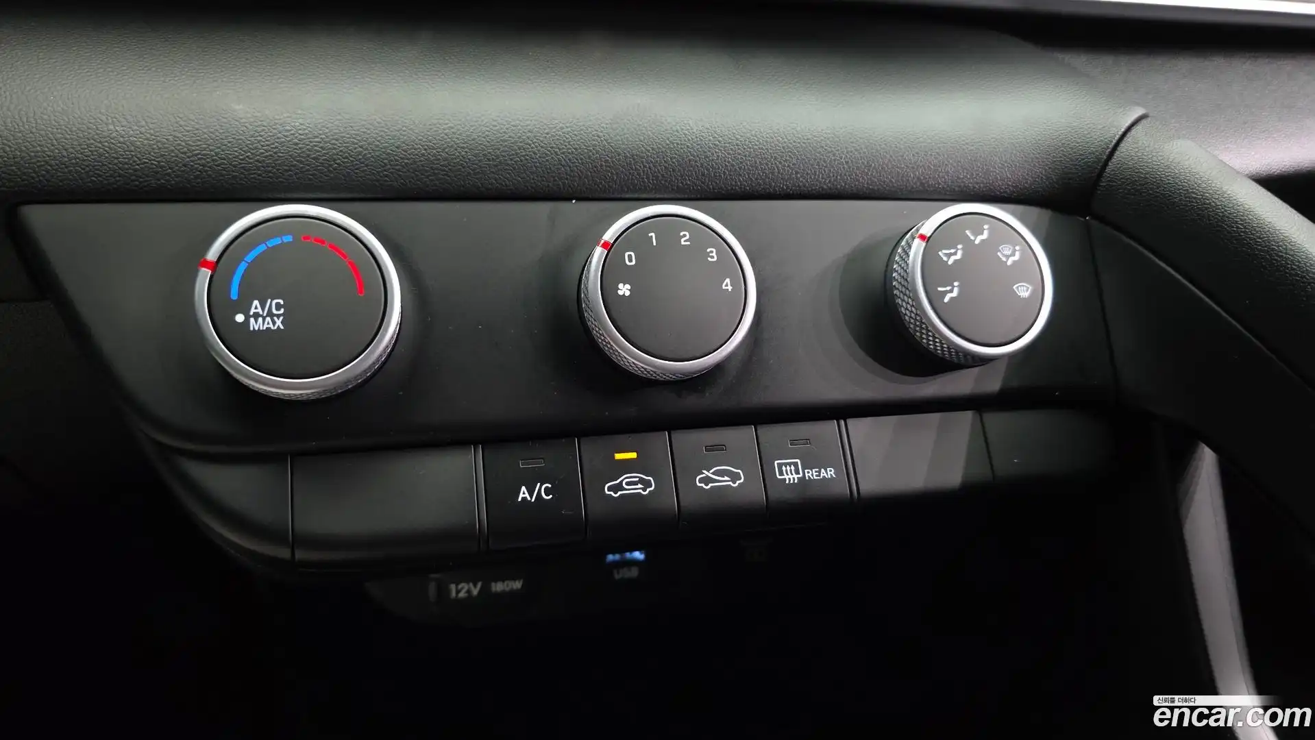 AVANTE Hyundai 2023.5-OPTION-021