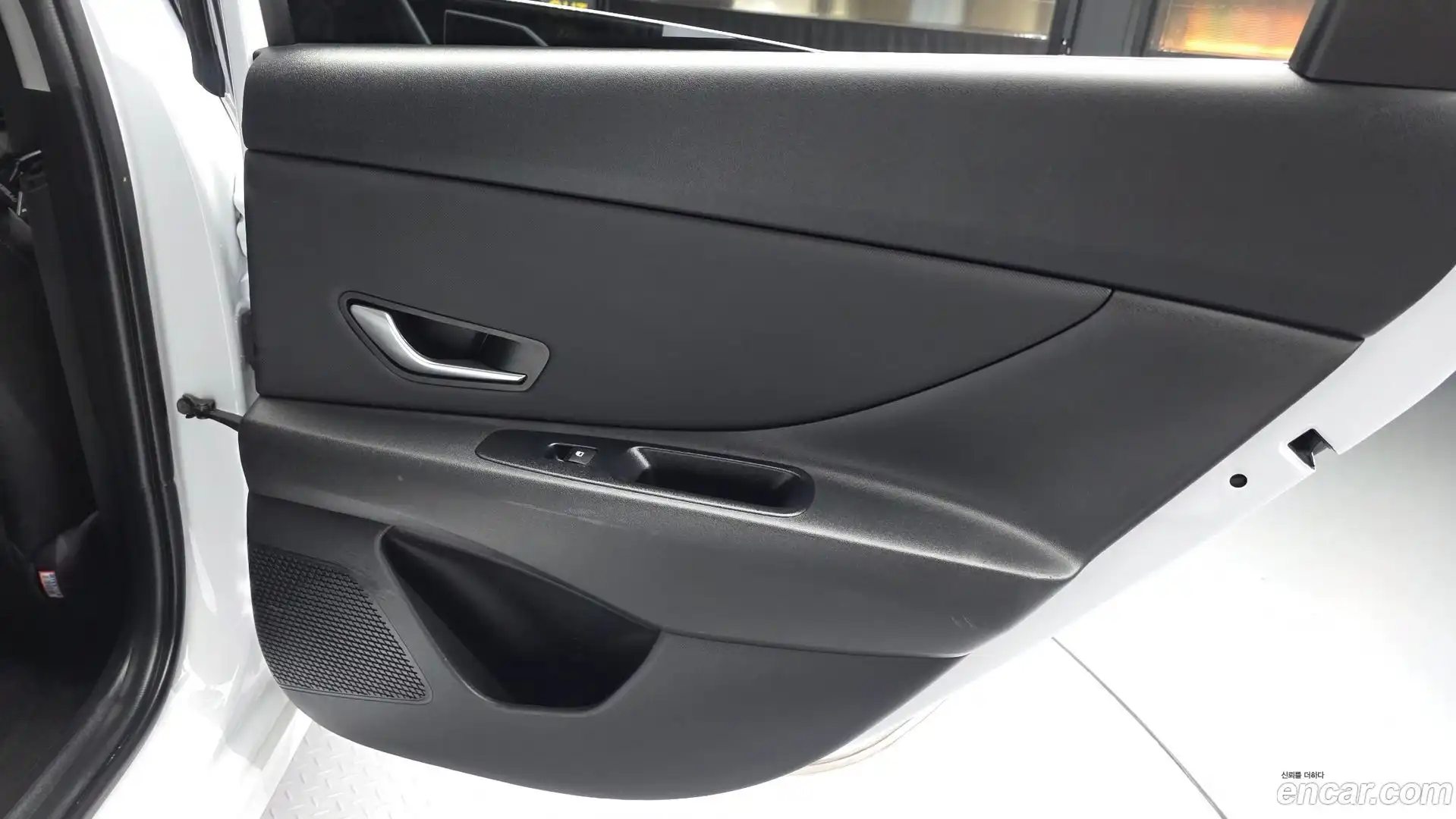 AVANTE Hyundai 2023.5-INNER-035