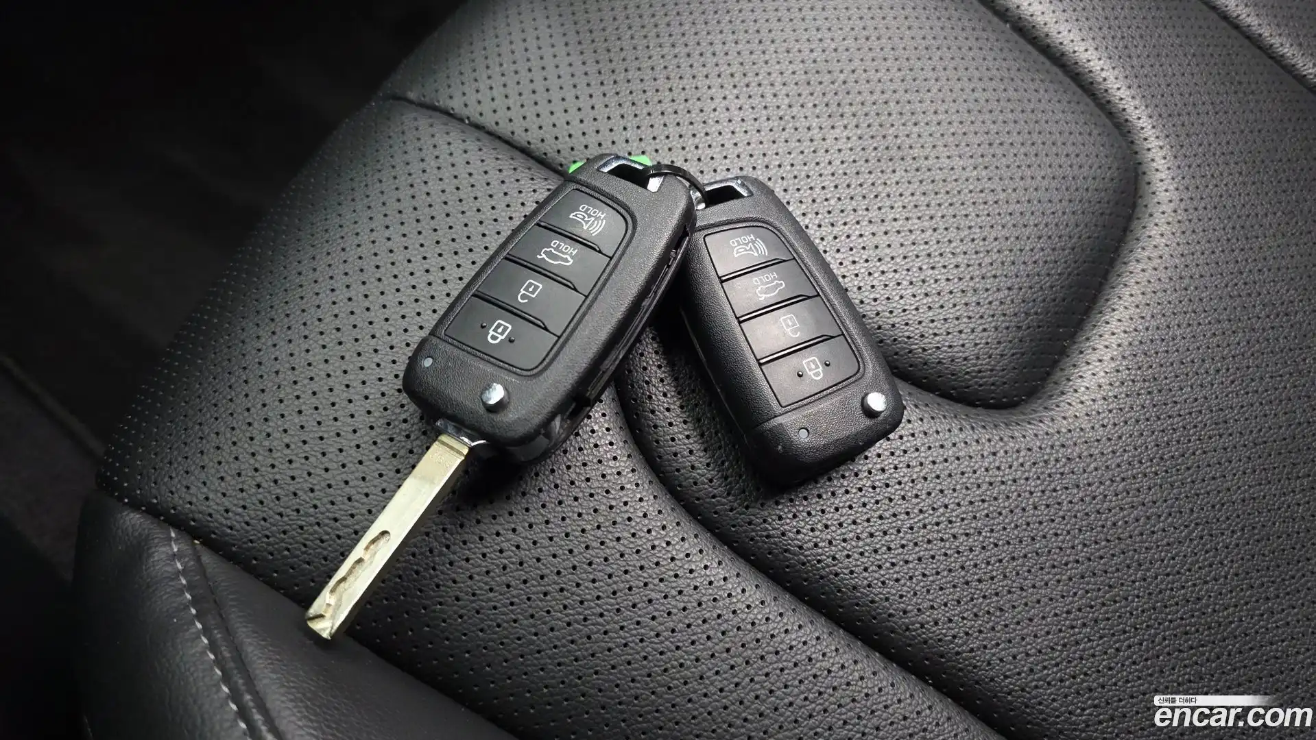 AVANTE Hyundai 2023.5-OPTION-044