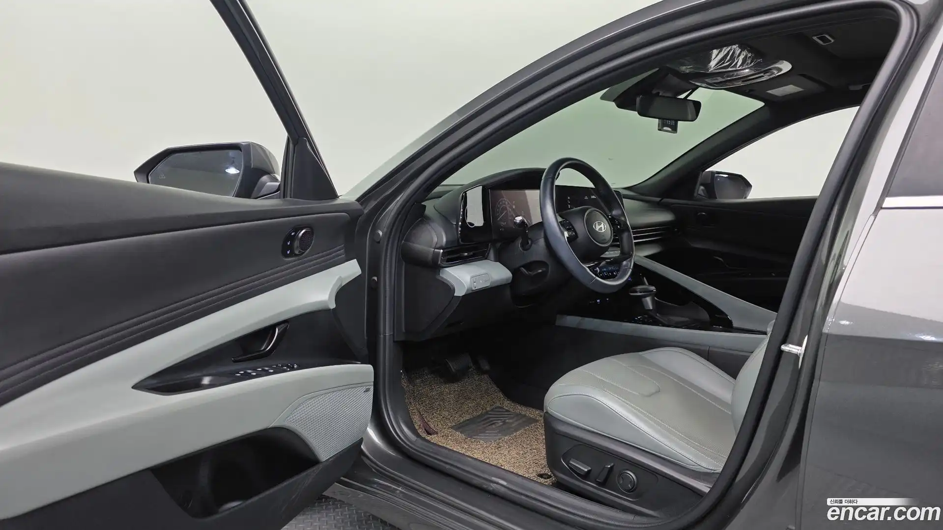 AVANTE Hyundai 2023.5-INNER-010