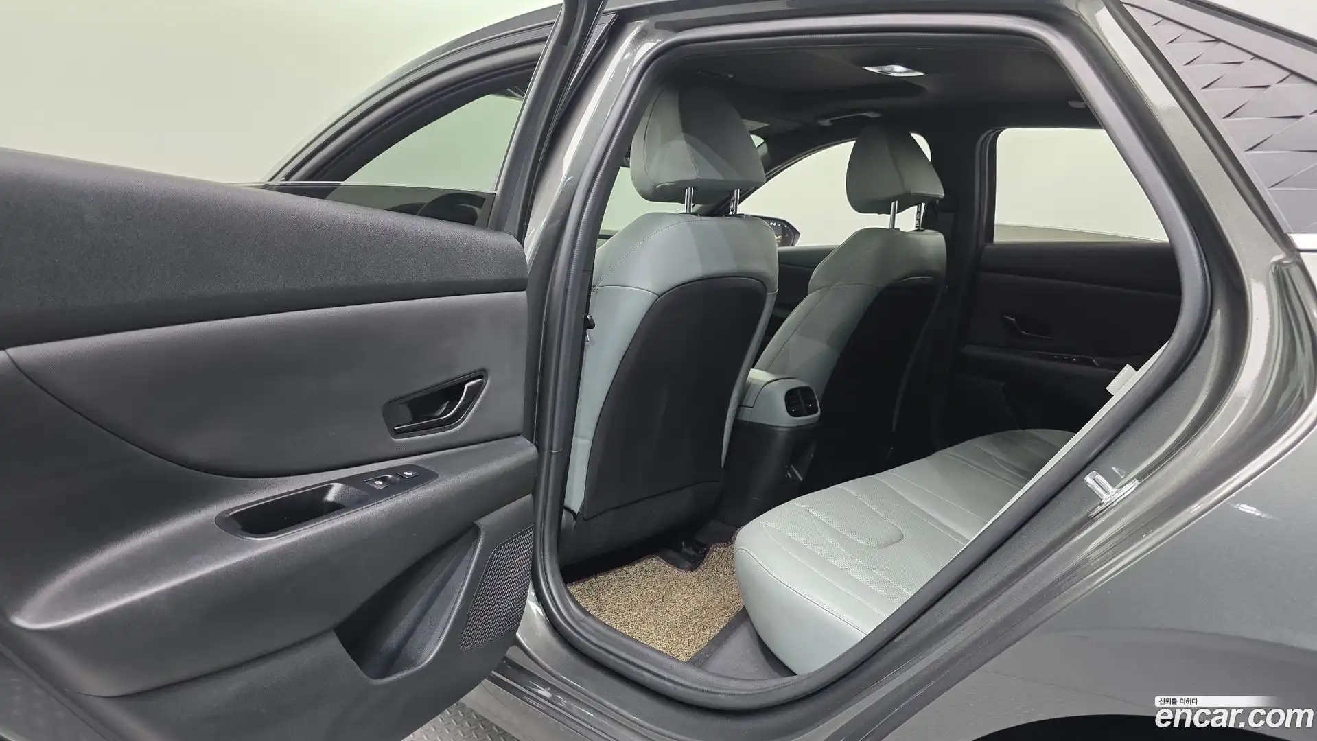 AVANTE Hyundai 2023.5-OPTION-020