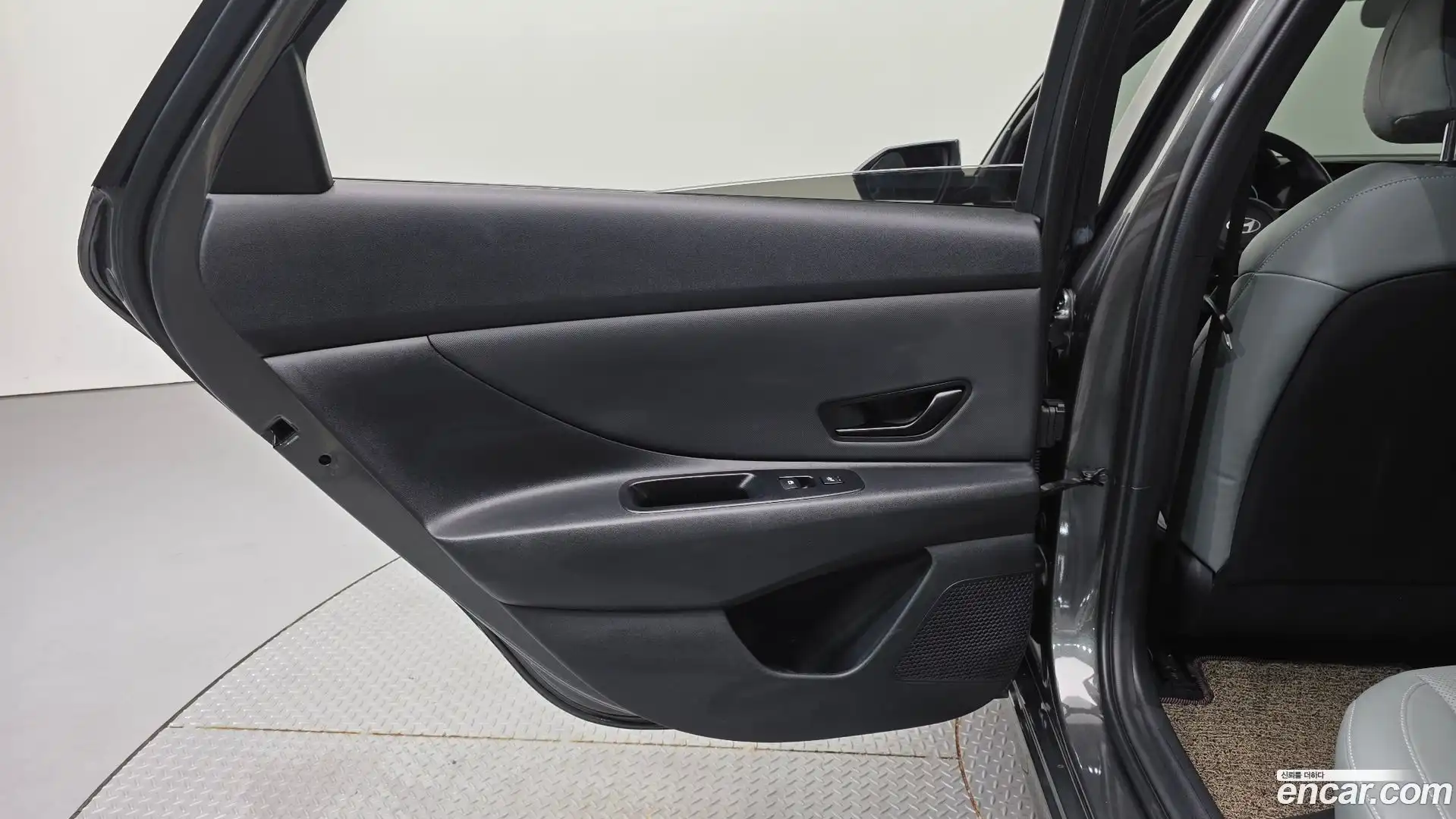 AVANTE Hyundai 2023.5-INNER-035