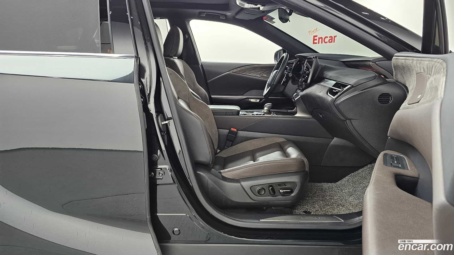 RX Lexus 2023.9-INNER-036